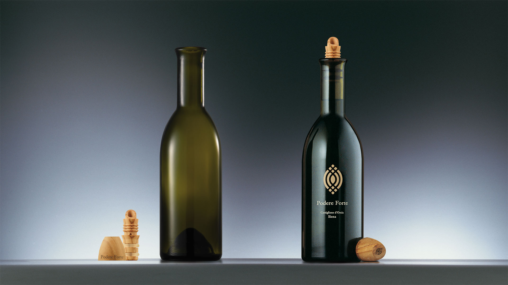 Podere Forte Olio bottle design